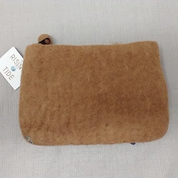 RISING TIDE FELTED WOOL POUCH/CLUTCH - Picture 2 of 10